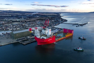Seaway Alfa Lift first visit to a UK port 2